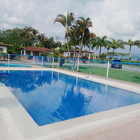 Hotel Campestre Manantial Del Quindio Монтенегро Екстер'єр фото